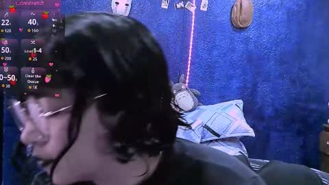 Snapshot of ninayellow chatting on February 24, 12:47 pm Nina online show from February 24, 12:47 pm