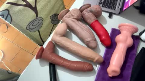 Ninfo Puta online show from November 20, 10:48 am