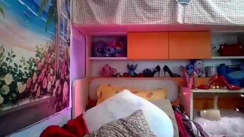 SunnyNatalie Wang online show from July 15, 9:25 am