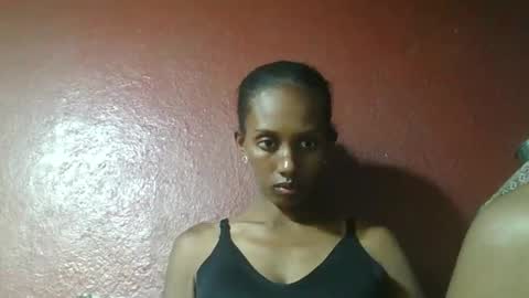 ninie246746 online show from January 11, 9:15 am