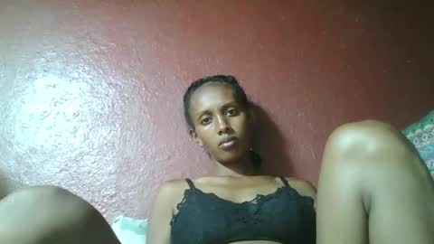 ninie246746 online show from February 16, 7:49 pm