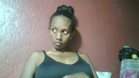 ninie246746 online show from March 10, 10:04 am