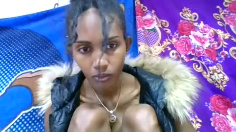 ninie246746 online show from June 12, 5:50 am