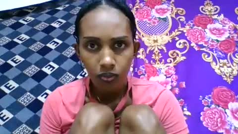 ninie246746 online show from July 7, 7:09 am