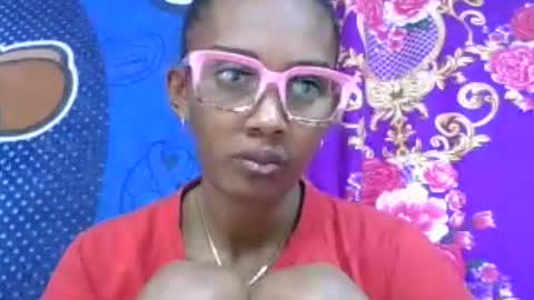 ninie246746 online show from July 29, 7:28 am