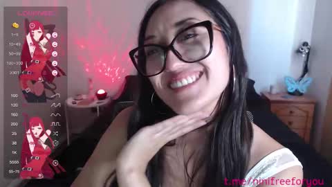 Snapshot of ninimoon chatting on February 2, 6:39 pm Ninimoon online show from February 2, 6:39 pm