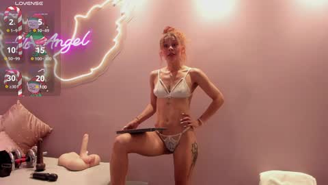 Ninna  online show from December 26, 4:25 pm