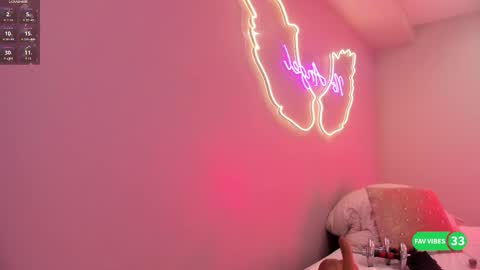 Ninna  online show from October 9, 4:16 pm