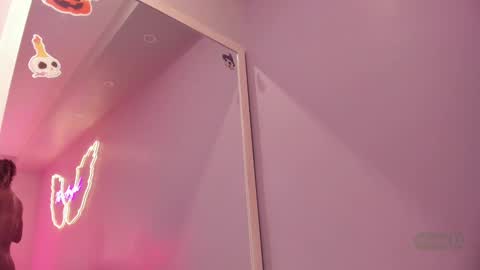 Ninna  online show from October 25, 4:24 pm