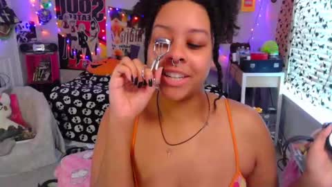 kiwi online show from September 26, 12:42 pm