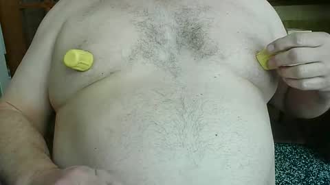 Nip Fun Bear online show from May 14, 4:36 pm