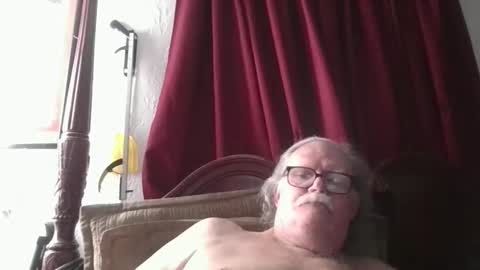 nipplechaser online show from April 17, 2:58 am