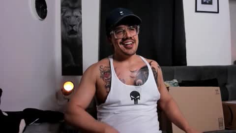 Snapshot of nipsfetich chatting on November 14, 3:27 am Steven online show from November 14, 3:27 am