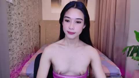 Snapshot of nirafox chatting on February 26, 6:01 am nirafox online show from February 26, 6:01 am