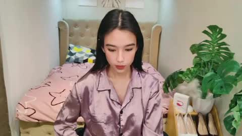 nirafox online show from August 1, 1:38 am