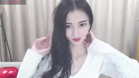 Snapshot of niufrommacau chatting on November 11, 4:18 pm Niu online show from November 11, 4:18 pm