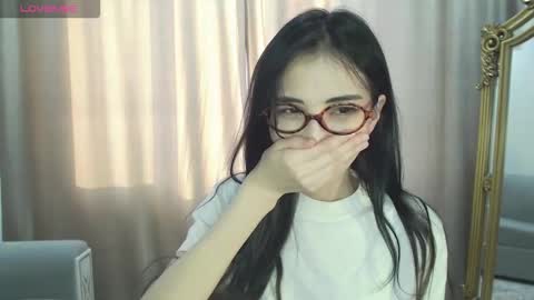 Snapshot of niufrommacau chatting on November 17, 3:56 am Niu online show from November 17, 3:56 am