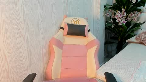 Snapshot of nix_brown_ chatting on March 26, 11:49 am nix_brown_ online show from March 26, 11:49 am