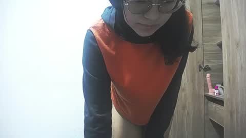 Snapshot of nix_vane chatting on June 25, 4:34 am nix_vane online show from June 25, 4:34 am