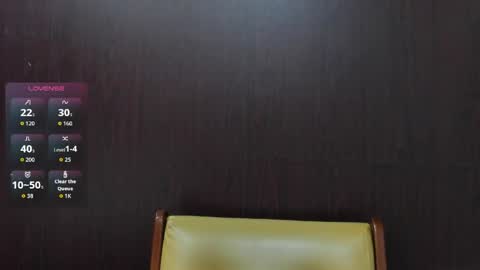 Snapshot of nixshadow chatting on May 25, 11:00 pm Catalina online show from May 25, 11:00 pm