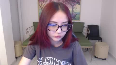 Snapshot of nixxie_01 chatting on March 19, 1:37 pm Nixxie online show from March 19, 1:37 pm