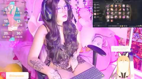 Snapshot of nixy_sama chatting on September 18, 1:18 am Nixy Sama online show from September 18, 1:18 am