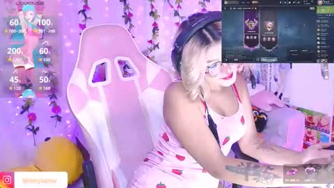 Snapshot of nixy_sama chatting on October 14, 8:53 pm Nixy Sama online show from October 14, 8:53 pm