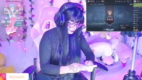 Snapshot of nixy_sama chatting on November 17, 10:48 pm Nixy Sama online show from November 17, 10:48 pm