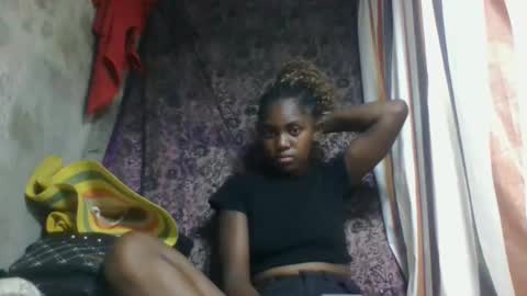 Snapshot of nnestazia chatting on March 14, 9:53 pm nnestazia online show from March 14, 9:53 pm