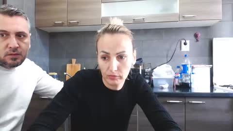 no_limit_coupl3 online show from October 1, 10:43 am