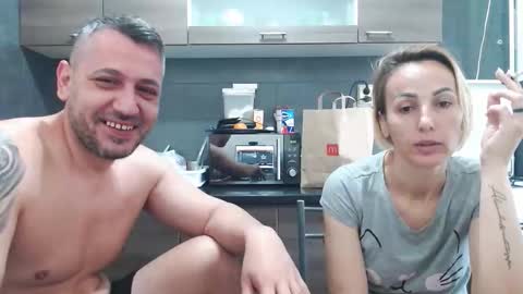 no_limit_coupl3 online show from October 23, 6:45 am