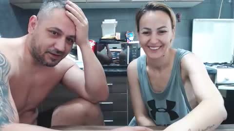 no_limit_coupl3 online show from October 24, 5:26 am