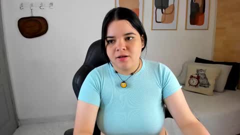 Noa online show from March 18, 8:01 pm