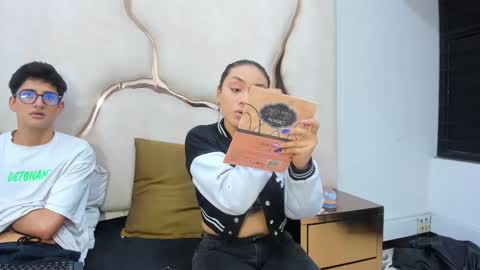 NoaandArez online show from October 12, 1:59 am