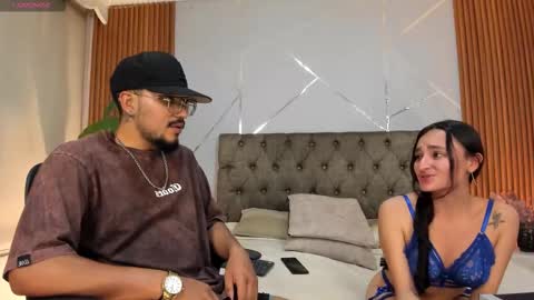 noa_n_luxy online show from November 7, 4:01 am