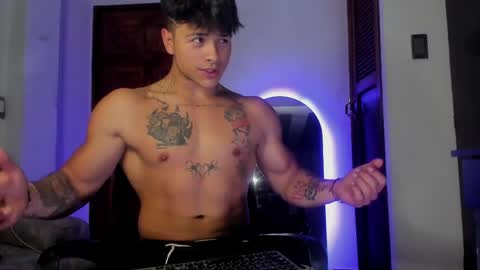 noah_223 online show from May 21, 5:25 am