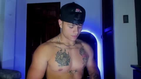 noah_223 online show from May 31, 3:47 am