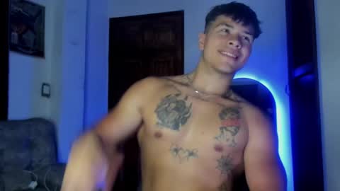 noah_223 online show from June 9, 5:08 am