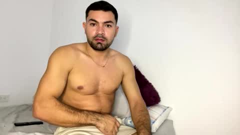 noah_3050 online show from December 2, 11:45 pm