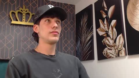 Snapshot of noah_brigth chatting on March 8, 1:17 am Noah Brigth online show from March 8, 1:17 am