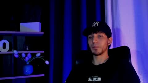 Snapshot of noah_brigth chatting on October 30, 1:51 am Noah Brigth online show from October 30, 1:51 am