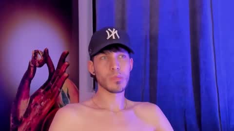 Snapshot of noah_brigth chatting on November 28, 9:34 am Noah Brigth online show from November 28, 9:34 am