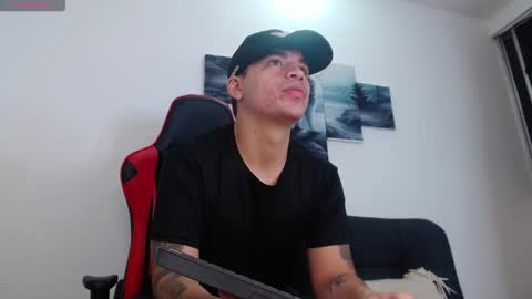 NOAH  online show from February 1, 4:44 am