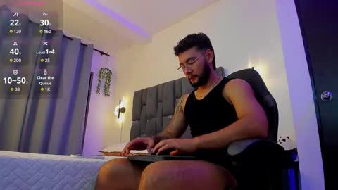 Snapshot of noah_corvelle chatting on November 26, 1:28 am NOAH online show from November 26, 1:28 am