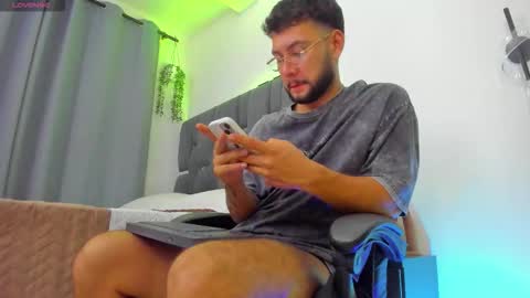 NOAH online show from February 3, 6:22 am