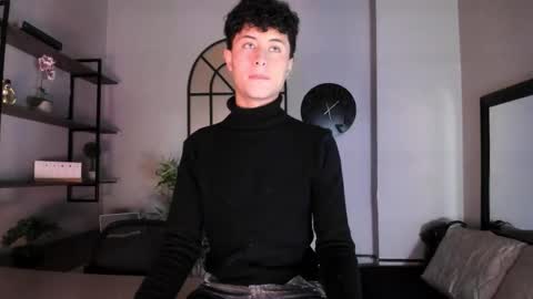 Snapshot of noah_dupont_ chatting on November 30, 12:09 pm noah_dupont_ online show from November 30, 12:09 pm