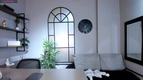 Snapshot of noah_dupont_ chatting on December 5, 11:52 am noah_dupont_ online show from December 5, 11:52 am