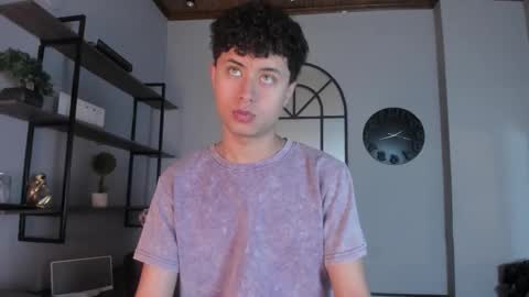 noah_dupont_ online show from February 6, 11:57 am