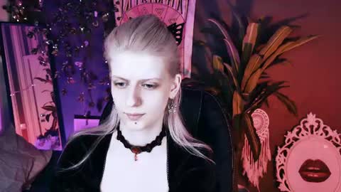 REAL name LiaDM are always open online show from July 1, 4:29 pm