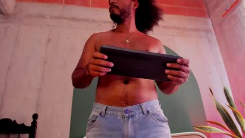 Noah online show from January 15, 8:26 pm